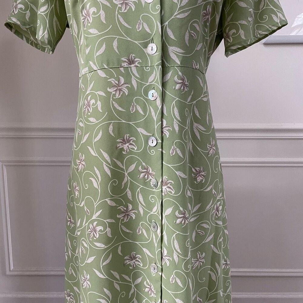 Vintage 90s Jaclyn Smith, Prairie Shirt Dress Sage Green Tie Back Button Front 1 - Picture 3 of 9